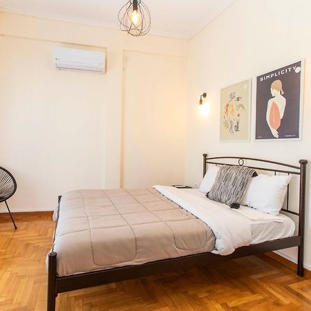 Loucas Apartment Atene Esterno foto