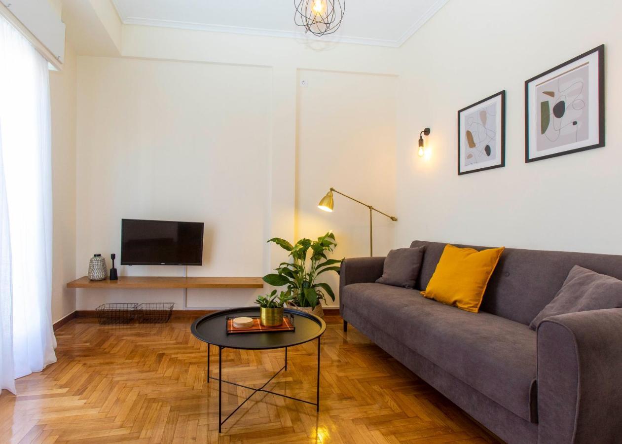 Loucas Apartment Atene Esterno foto